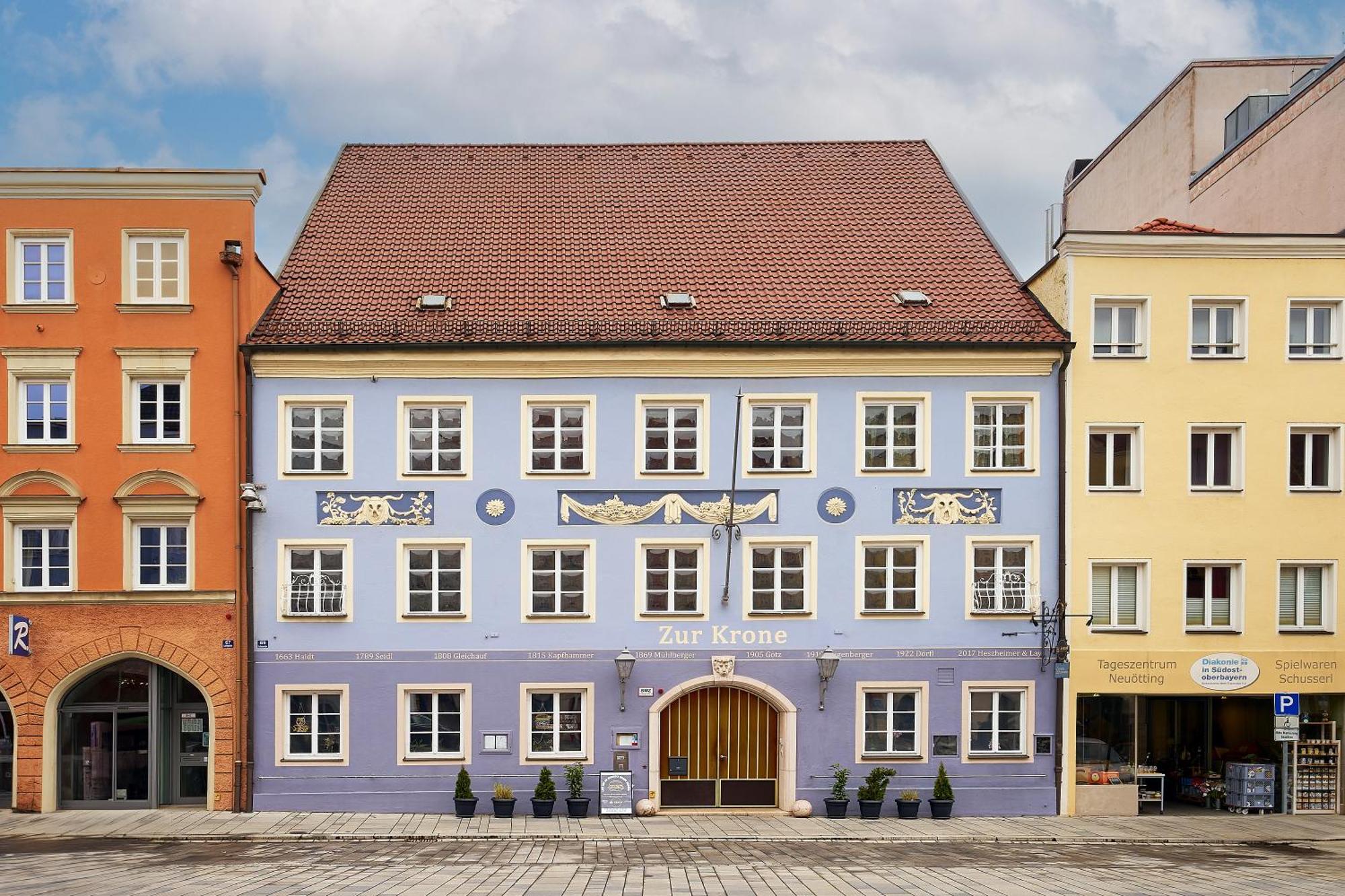 Zur Krone Neuotting Exterior photo
